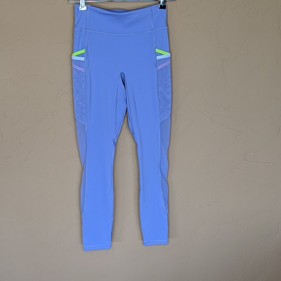 Fabletics Trinity midrise pant & Pia cropped top - Picture 10 of 16